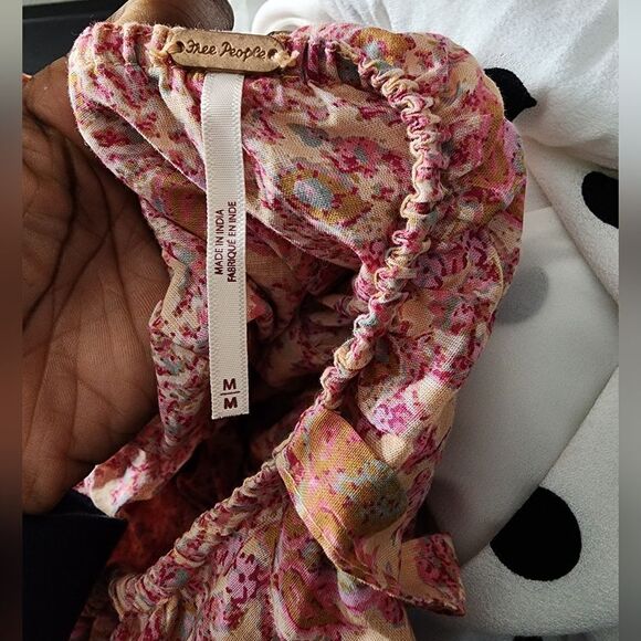 Free People   - Picture 5 of 14